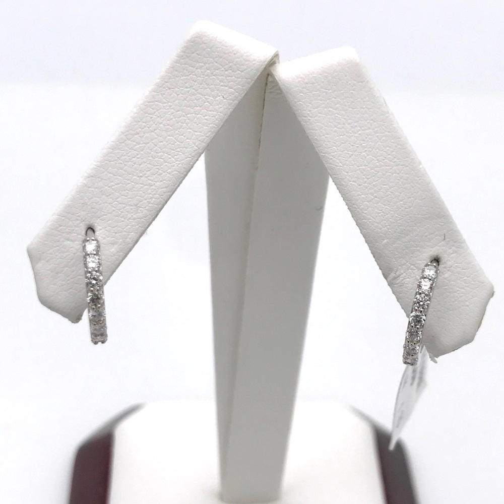 14kt White Gold Diamond Hoop Earrings